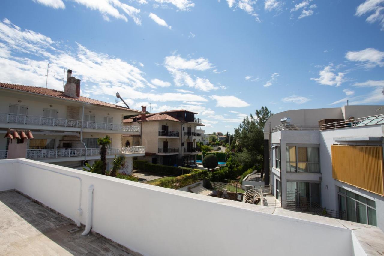Τraditional Fully Detached Villa On A Luxurious Hillock Of Thessaloniki With Its Own Garden Also For Family & Wedding Gatherings For 10 To 25 People Only 15 Minutes From Airport 外观 照片