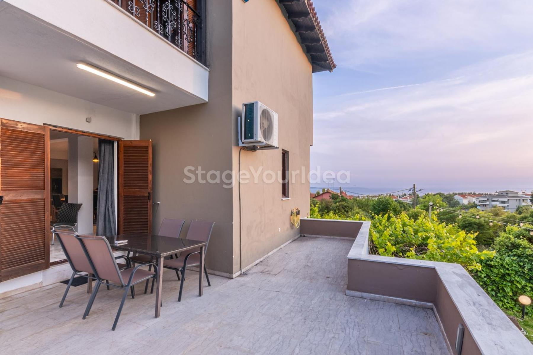Τraditional Fully Detached Villa On A Luxurious Hillock Of Thessaloniki With Its Own Garden Also For Family & Wedding Gatherings For 10 To 25 People Only 15 Minutes From Airport 外观 照片