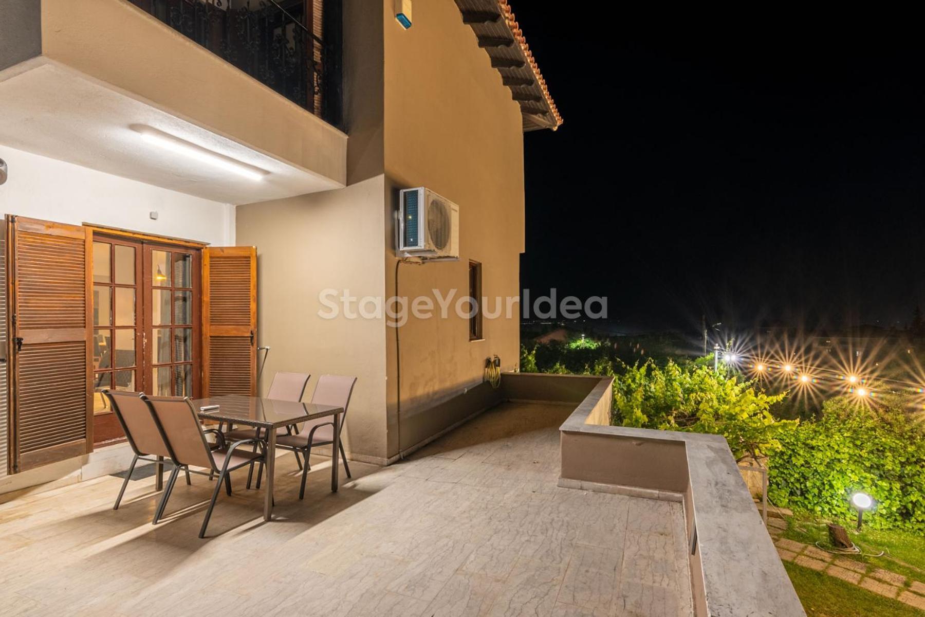 Τraditional Fully Detached Villa On A Luxurious Hillock Of Thessaloniki With Its Own Garden Also For Family & Wedding Gatherings For 10 To 25 People Only 15 Minutes From Airport 外观 照片
