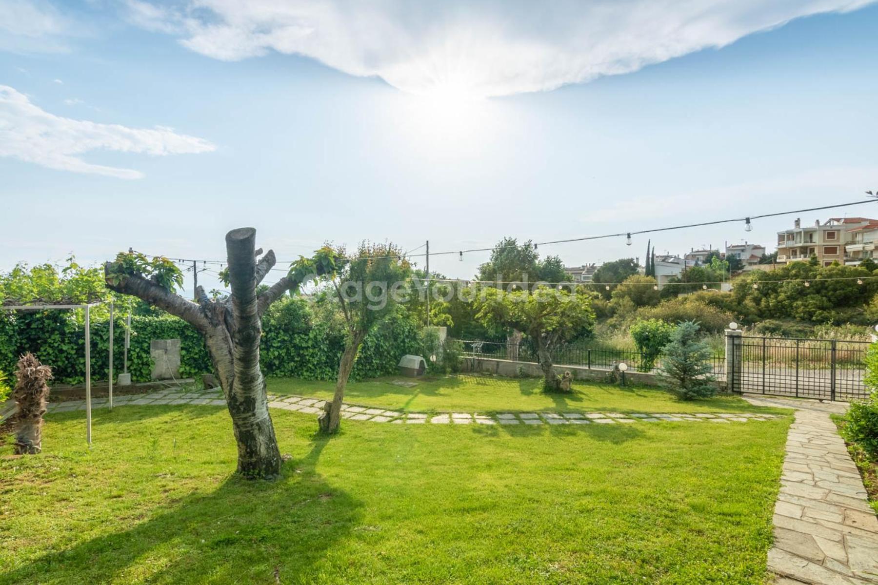 Τraditional Fully Detached Villa On A Luxurious Hillock Of Thessaloniki With Its Own Garden Also For Family & Wedding Gatherings For 10 To 25 People Only 15 Minutes From Airport 外观 照片